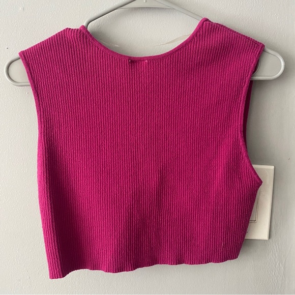 Top - Picture 3 of 3